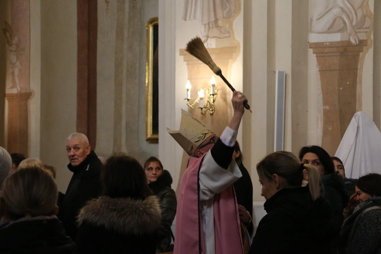 Strzegocin. Nowe witraże