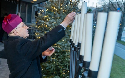 Wspólne światło dialogu i nadziei