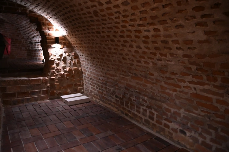 Ostatnie prace przed otwarciem katedry