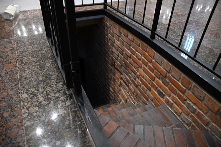 Ostatnie prace przed otwarciem katedry