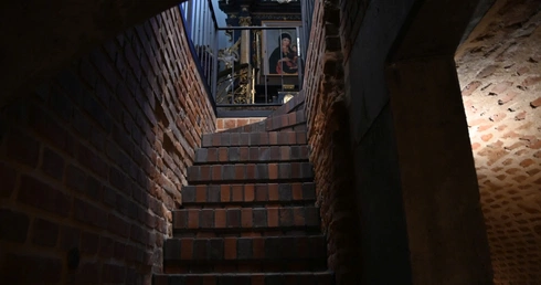 Ostatnie prace przed otwarciem katedry