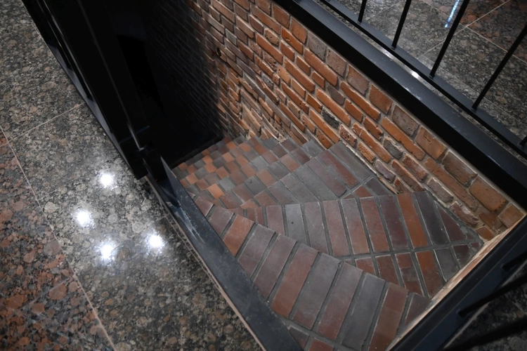 Ostatnie prace przed otwarciem katedry