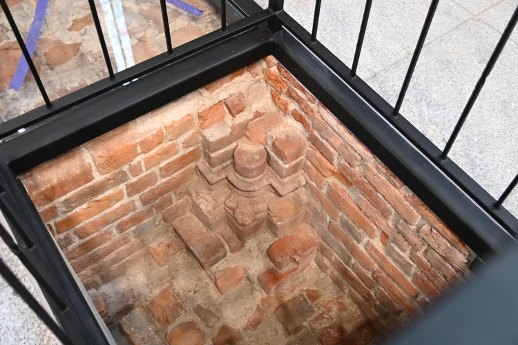 Ostatnie prace przed otwarciem katedry