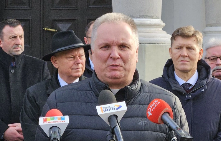 Odnowiono elewację i dach kościoła św. Barbary w Pionkach