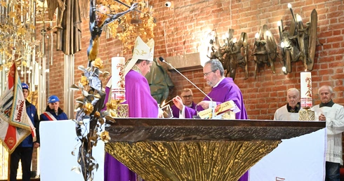 W Gdańsku, w rocznicę Grudnia '70: "Kłamstwo nigdy nie jest niewinne"