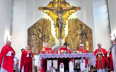 Koledzy rocznikowi męczenników z Pariacoto modlili się o kanonizację swojego współbrata.