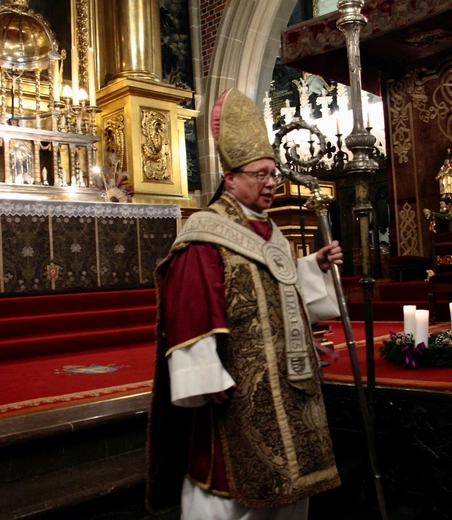 Ingres kard. Grzegorza Rysia do katedry na Wawelu