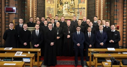 Abp Kupny do kleryków przed Bożym Narodzeniem: W przerwie światecznej nie zgubcie swojej tożsamości