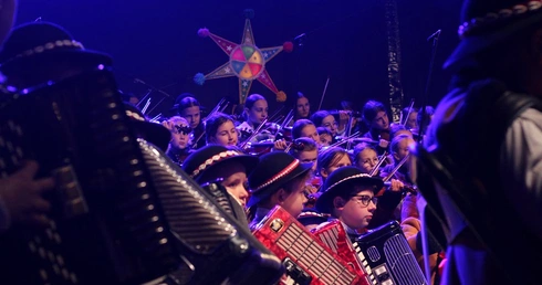 Choinka pod Oknem Papieskim 2025