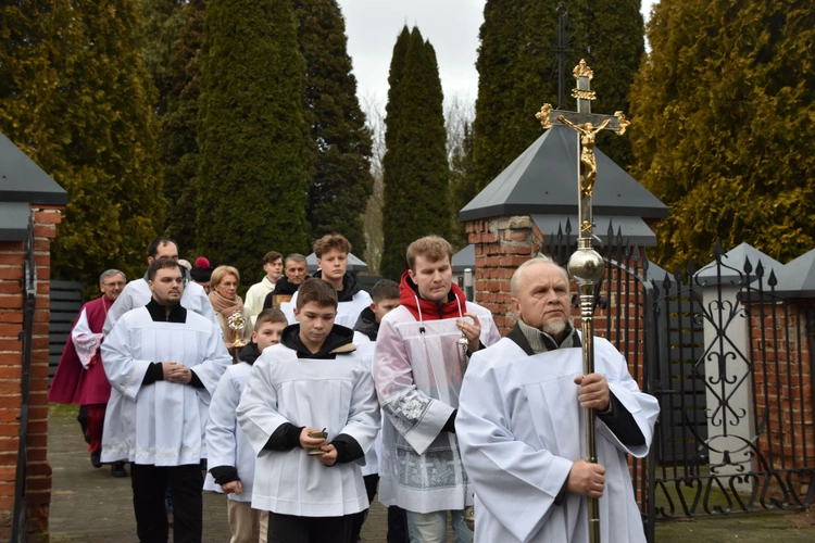 Lekowo. Wprowadzenie relikwii św. Rity