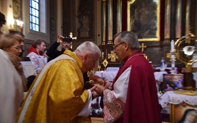 Lekowo. Wprowadzenie relikwii św. Rity