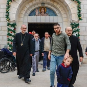 W świecie przemocy Bóg przychodzi bezbronny. Bożonarodzeniowe przesłanie patriarchy Jerozolimy