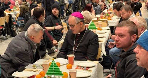 Wigilijne spotkania abp. Andrzeja