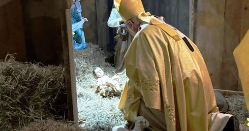 I po to Syn Boży przychodzi