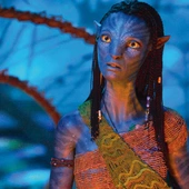 Film „Avatar: Ogień i popiół”. Gdy szelest liści zastępuje modlitwę, a zasada zjednoczonej energii – osobowego Stwórcę…