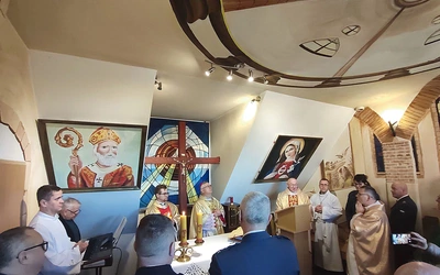 Więzienna Kaplica pw. św. Mikołaja z Miry powstała także dzięki osadzonym.