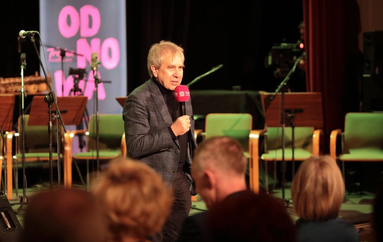  "Stara-Nowa Pastorałka"