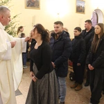 Łękawica. Rozpoczęcie peregrynacji relikwii i obrazu błogosławionej rodziny Ulmów w domach parafian