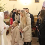 Łękawica. Rozpoczęcie peregrynacji relikwii i obrazu błogosławionej rodziny Ulmów w domach parafian