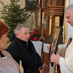 Łękawica. Rozpoczęcie peregrynacji relikwii i obrazu błogosławionej rodziny Ulmów w domach parafian