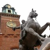 Remont wawelskiego bastopnu i pomnika Tadeusza Kościuszki