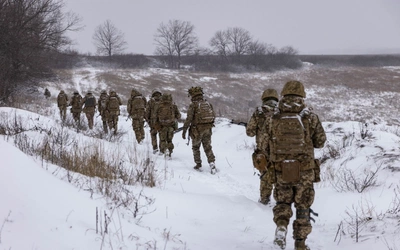 Ukraińscy żołnierze przygotowują się do walki
