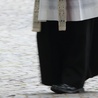 Ksiądz...