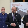 Zmarłych pogrzebać