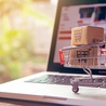 Zakupowy szczyt sezonu: W jaki sposób jesteśmy naciągani przez sklepy internetowe?