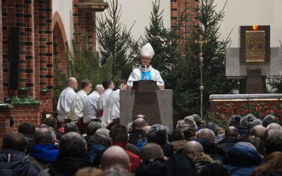 Katowice. XII Sylwester z Ubogimi przy parafii Świętych Apostołów Piotra i Pawła