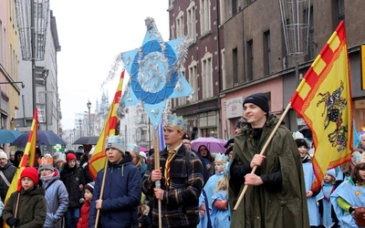 Orszaki Trzech Króli. Nadzieją się cieszą!