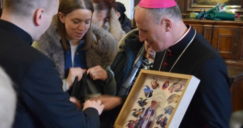 Pielgrzymi dziękowali za ocelenie życia na Jasnej Górze