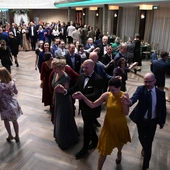 To był bal na ponad 50 par