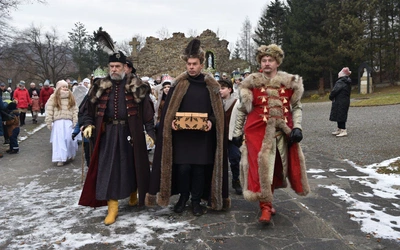 Porąbka Uszewska: Czwarty gminny i pierwszy parafialny