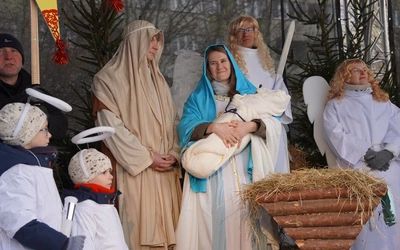 Orszak Trzech Króli w Oleśnicy. Jezus przychodzi, by wnieść światło w nasze ciemności