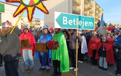 Z misjonarzem z Nigerii ulicami Rawy Mazowieckiej