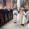 Uroczystej liturgii przewodniczył nuncjusz apostolski w Polsce  abp Antonio Guido Filipazzi.