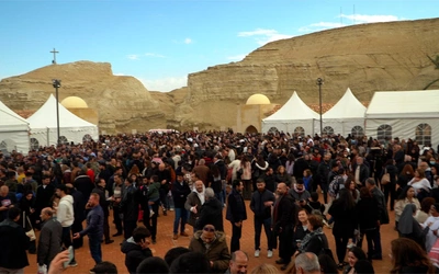 Tysiące chrześcijan w miejscu Chrztu Jezusa modliły się o pokój