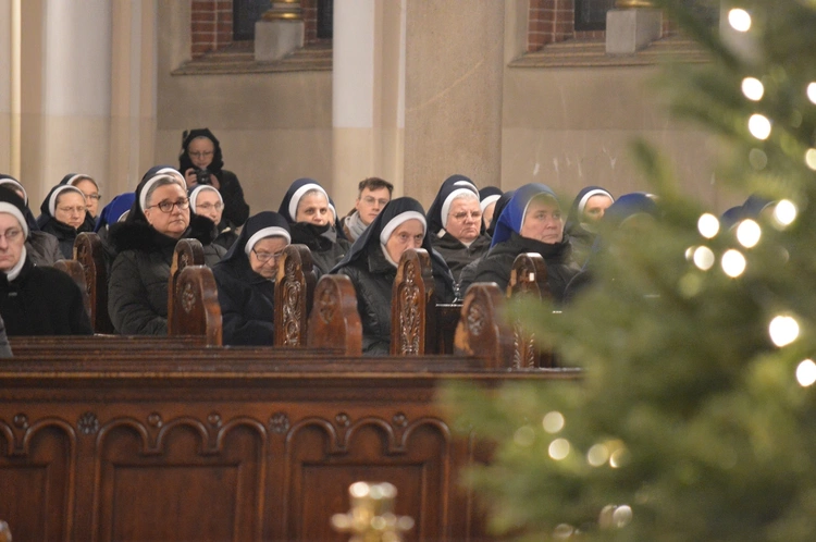 Adoracja osób konsekrowanych w Panewnikach - cz. 2