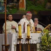 Adoracja osób konsekrowanych w Panewnikach - cz. 2