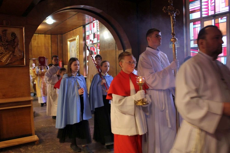 Święcenia diakonatu u kamilianów 