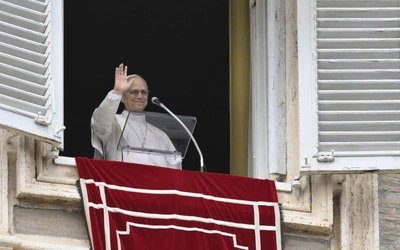Papież o Chrzcie: święty znak, który towarzyszy nam na zawsze