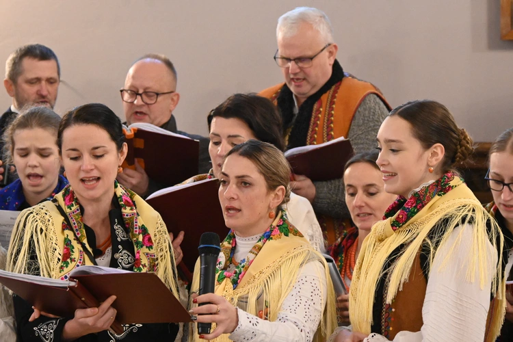 Z kolędowym repertuarem