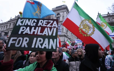 Protest poparcia w Wielkiej Brytanii dla protestujących w Iranie