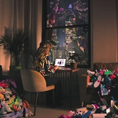 Kup teraz, myśl później. Jak manipuluje się współczesnym konsumentem