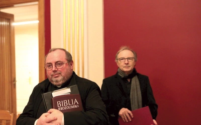 Księgę Rut w przekładzie Izaaka Cylkowa, polskiego rabina i kaznodziei z Bieżunia, czytali i komentowali biblista ks. dr Jarosław Kwiatkowski i Henryk Jóźwiak, aktor z Teatru Dramatycznego w Płocku.