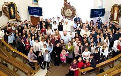 Na spotkanie przyjechali też rodzice z dziećmi. 