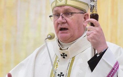 Mszy św. przewodniczył metropolita warmiński.