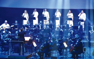 Zespół na co dzień związany jest z Białym Kościółkiem kapucynów.