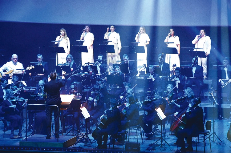 Zespół na co dzień związany jest z Białym Kościółkiem kapucynów.